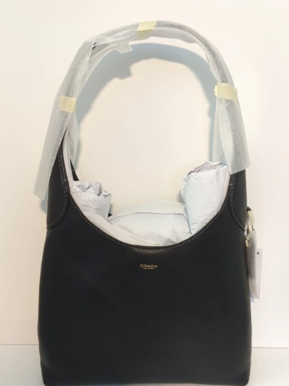 NWT Coach Brooklyn Shoulder Bag 28 Half Moon Bag CU068 Black - Picture 2 of 5